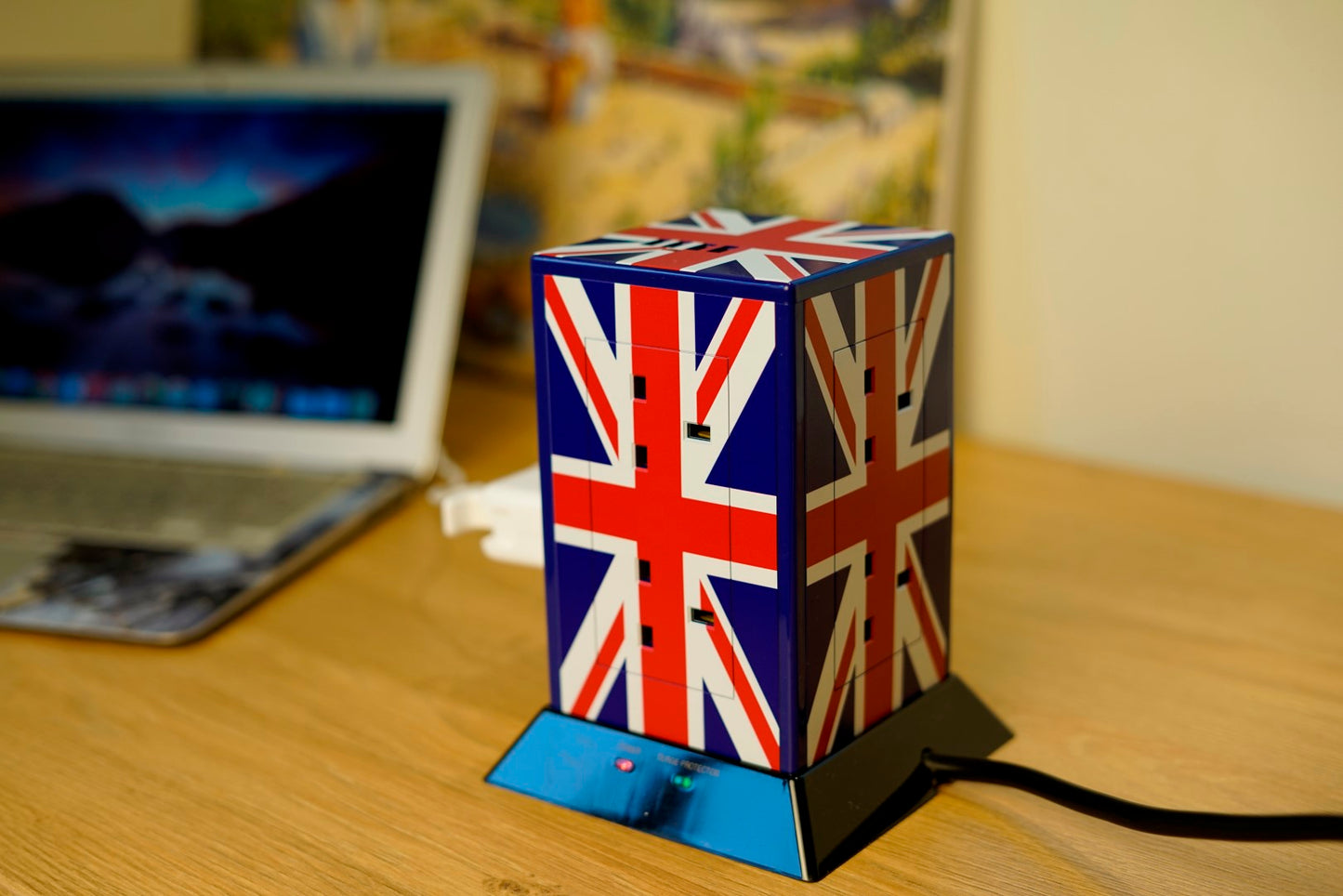 英國Union Jack USB(4800mA) 防沖擊拖板 8位 配1.5米電線